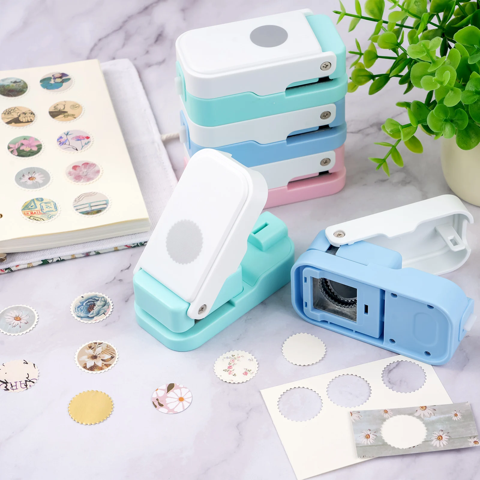 Schichtstanzer mit Briefmarken – Scrapbooking Bewertung und Preis